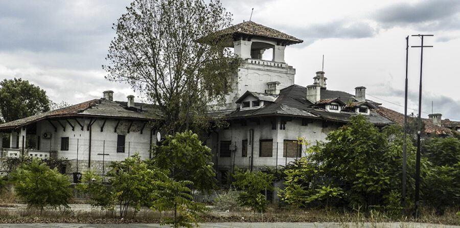 Palatul Reginei Maria, din Constanța. Acum, foarte degradat