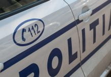 Poliția a descins la Primărie: Angajații repuși în funcție de instanță nu sunt primiți la muncă ţigări
