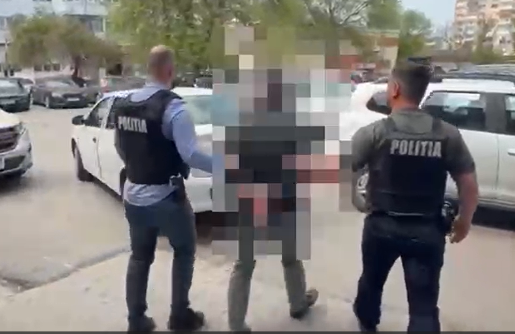 Hoț „în deplasare”: Un bărbat din Arad a fost arestat după ce a furat un telefon în Craiova