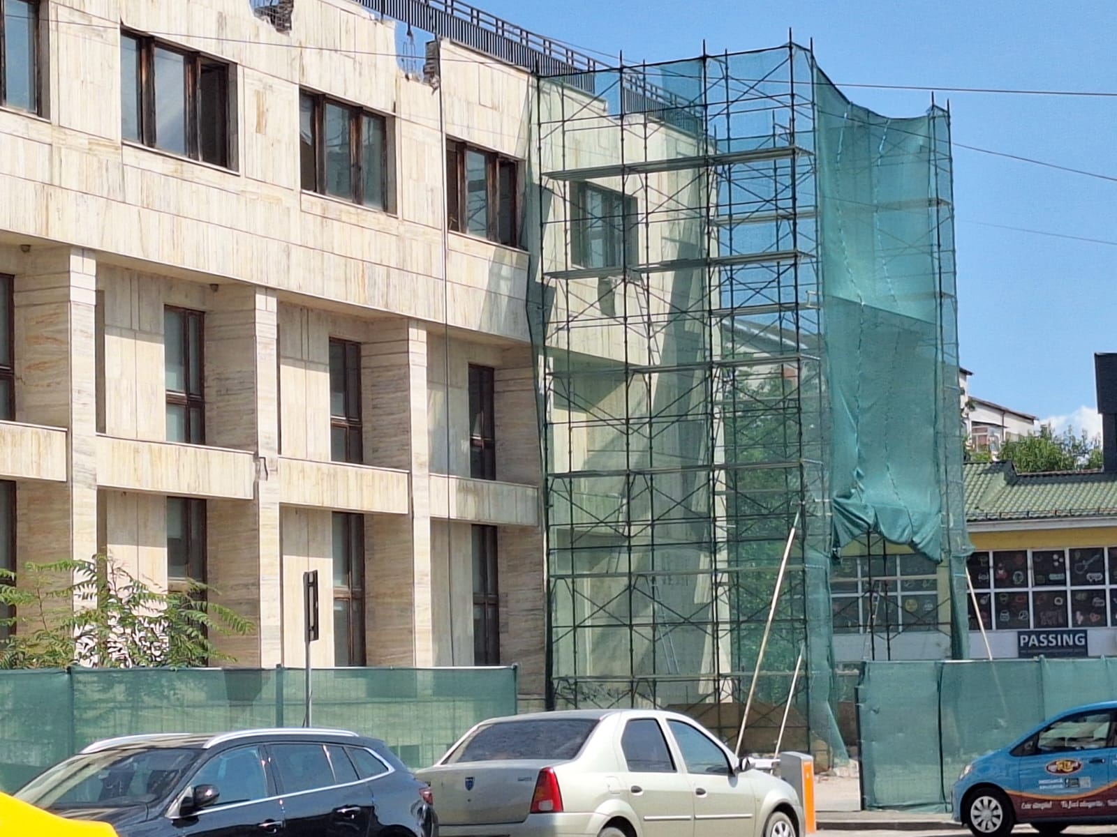 Fostul sediu BCR din Slatina intră într-o nouă etapă: Care este compania care transformă clădirea