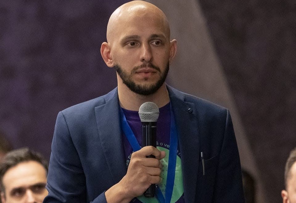 George Cristian Bădescu, medicul plecat din Piatra-Olt, care face performanță în medicina militară