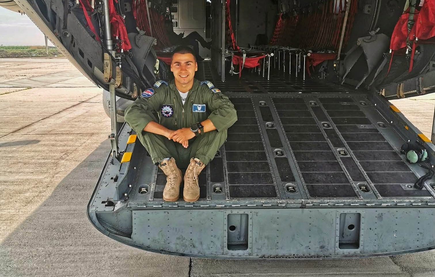 Copilăria la Deveselu și calea spre cer: Omagiu emoționant pentru pilotul militar Mihai Vîrdol, format într-o familie dedicată aviației românești
