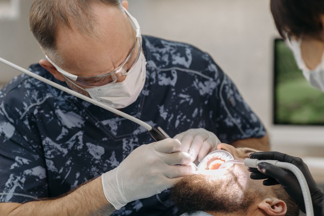 Harta cabinetelor stomatologice din Olt: 109 unități medicale deservesc județul, dar doar 22 lucrează cu CNAS