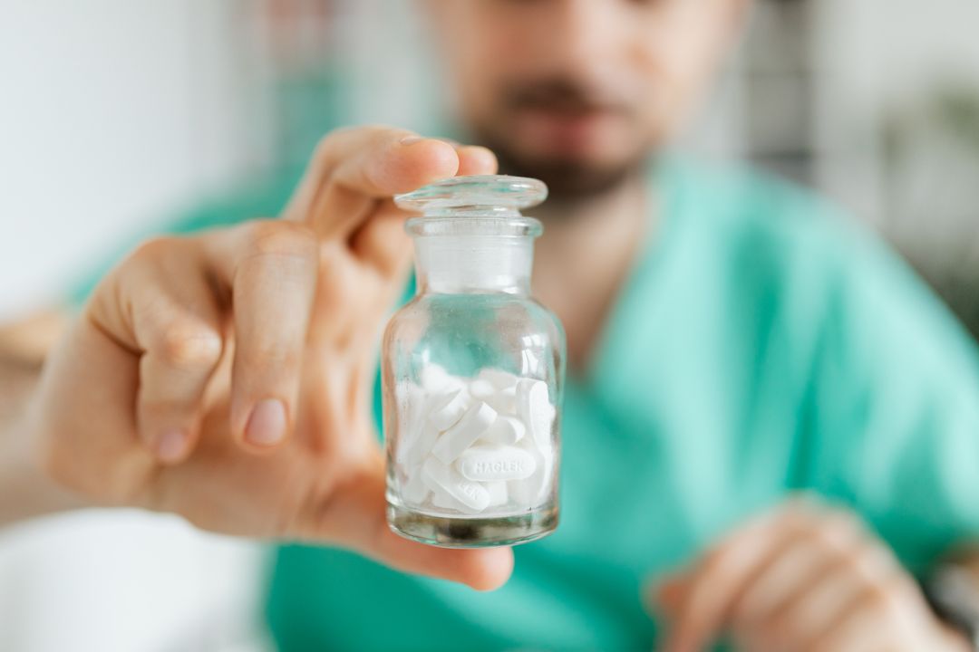 Ce farmacii sunt deschise în județul Olt, de Sfânta Maria sursa: Pexels