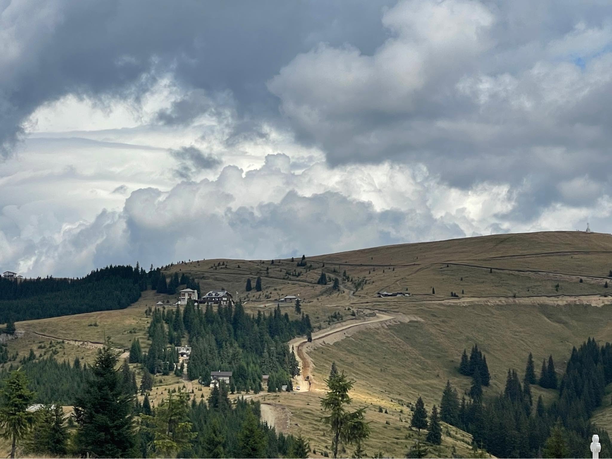 Drumul Sky Road spre Vârful Roman din Vâlcea, primul proiect depus pentru noul program de dezvoltare